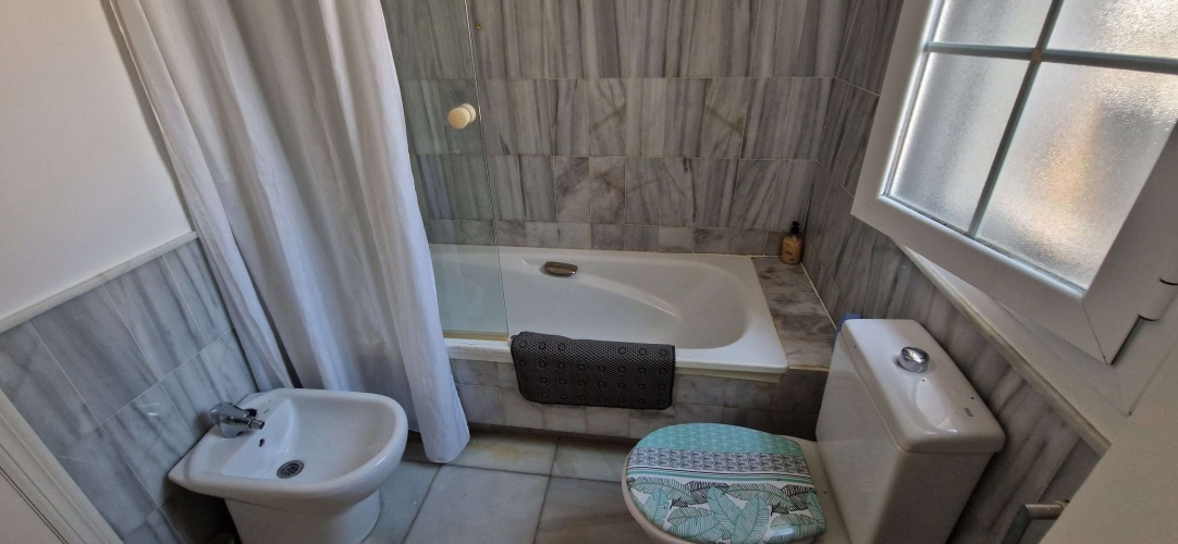 chalet en nuevo portil, chalet con piscina huelva, casa en la playa, chalet con jardín, venta casa huelva, alquiler vacacional nuevo portil, inmobiliaria el rompido, vivienda de lujo andalucía